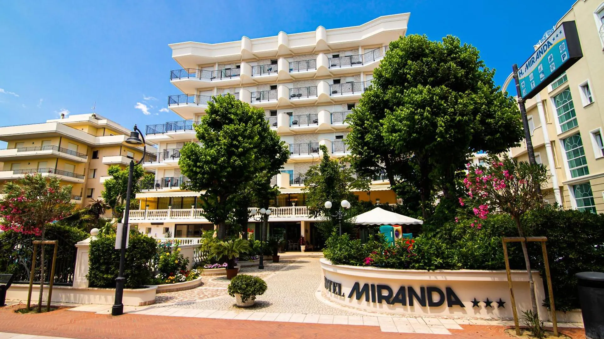 בלריה-איגאה מרינה Hotel Miranda  בלריה-איגאה מרינה